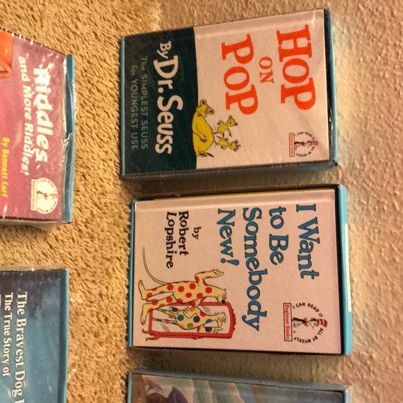 New-Book Collection - Picture 2 of 5